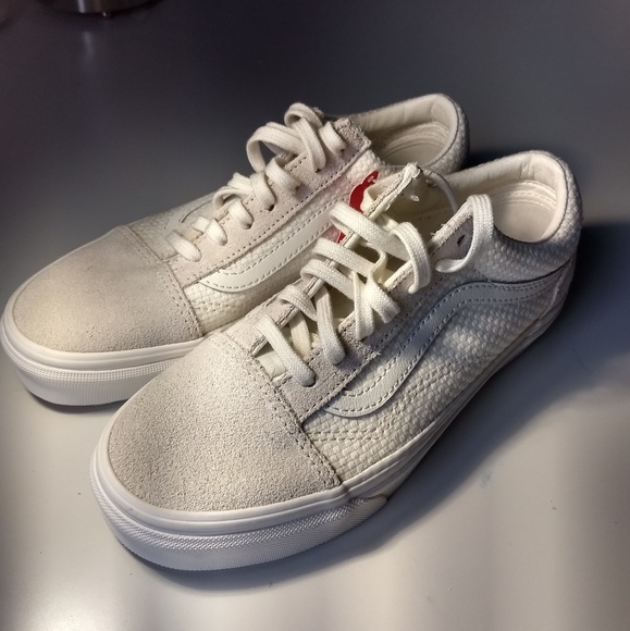 old school womens vans